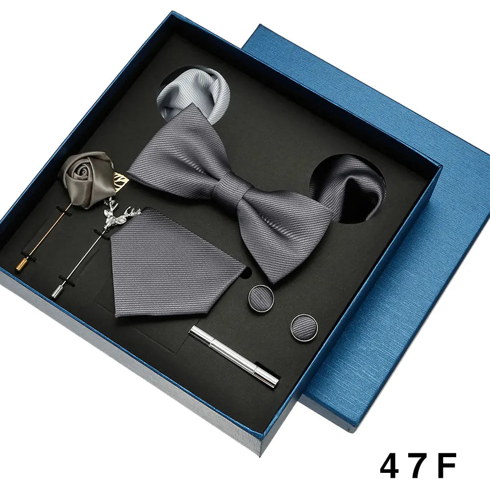 Conjunto Gravatas e Acessórios para Terno