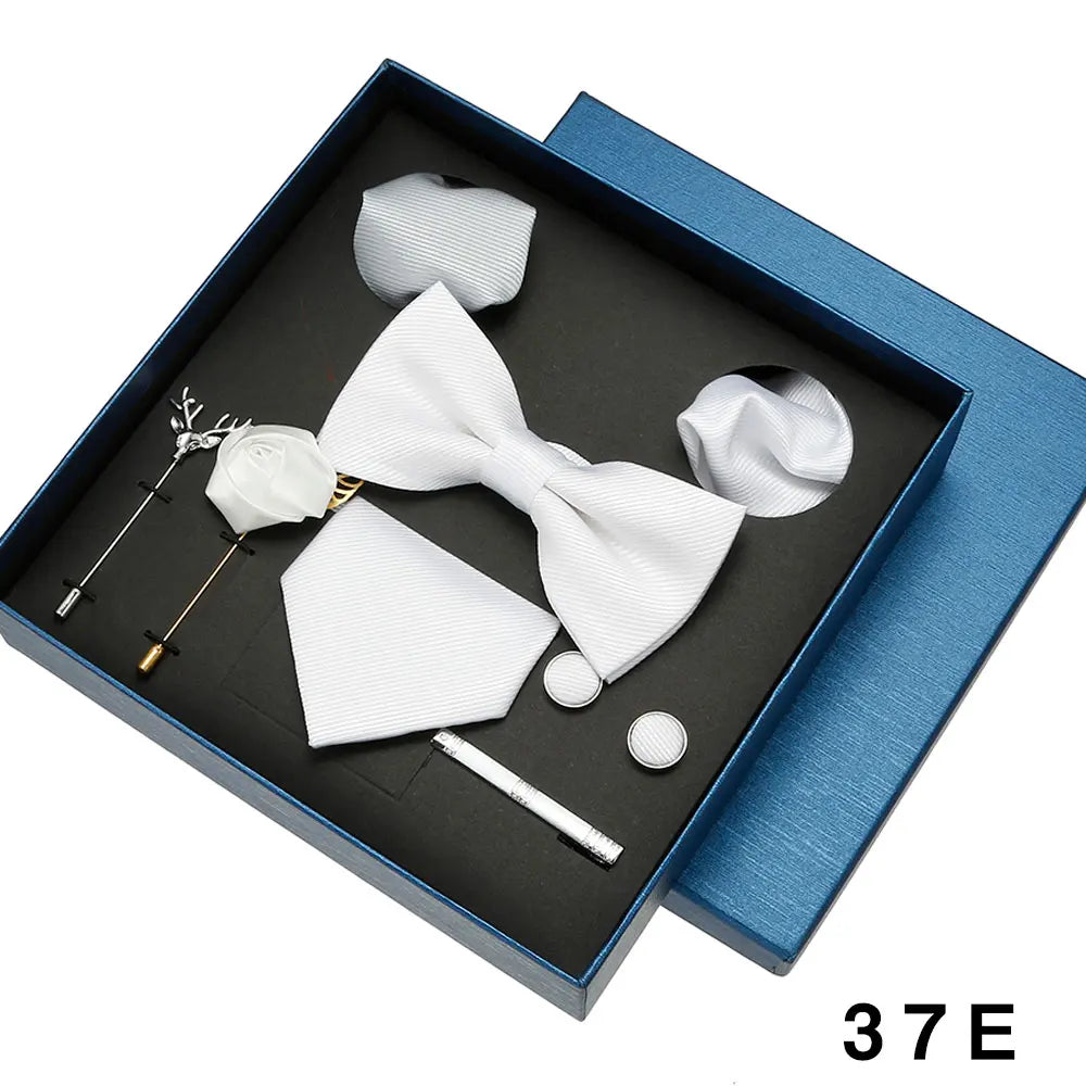 Conjunto Gravatas e Acessórios para Terno