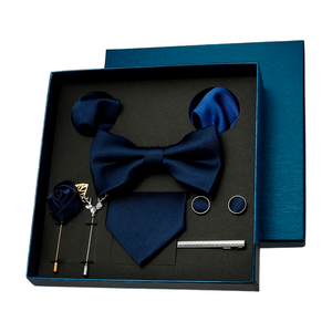 Conjunto Gravatas e Acessórios para Terno